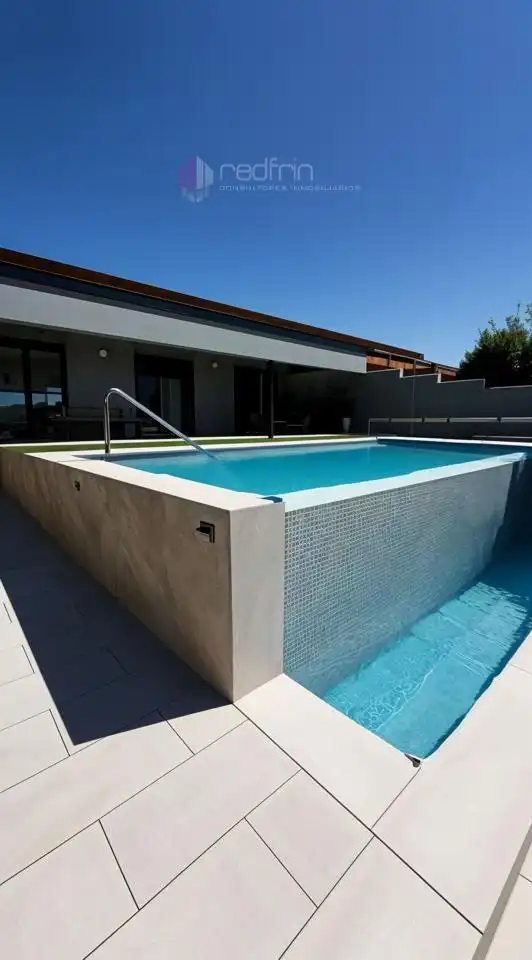 Piscina de Casa o chalet en venta en Vegas de Matute