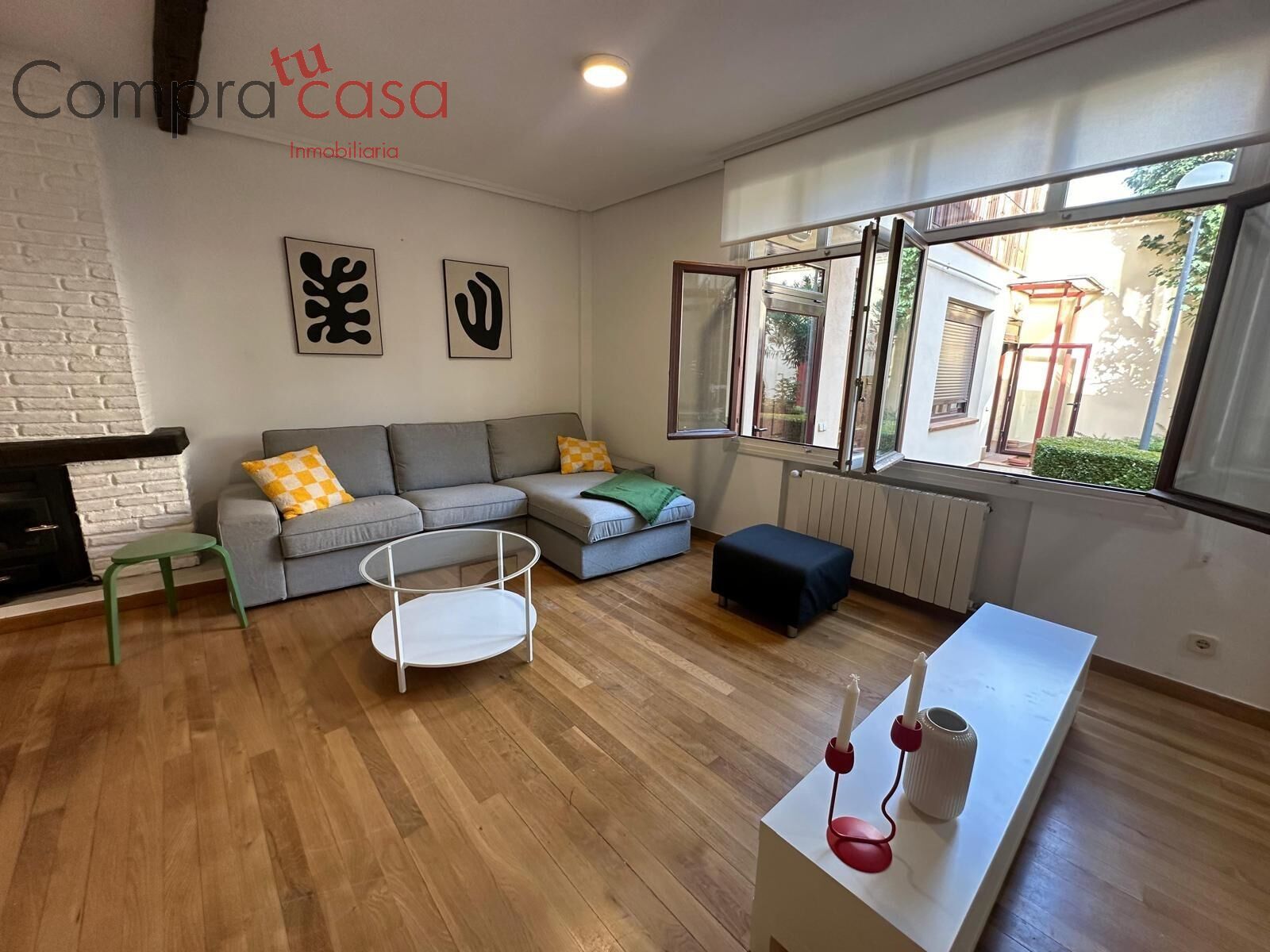 Living room of Single-family semi-detached to rent in Segovia Capital  with Heating, Private garden and Parquet flooring