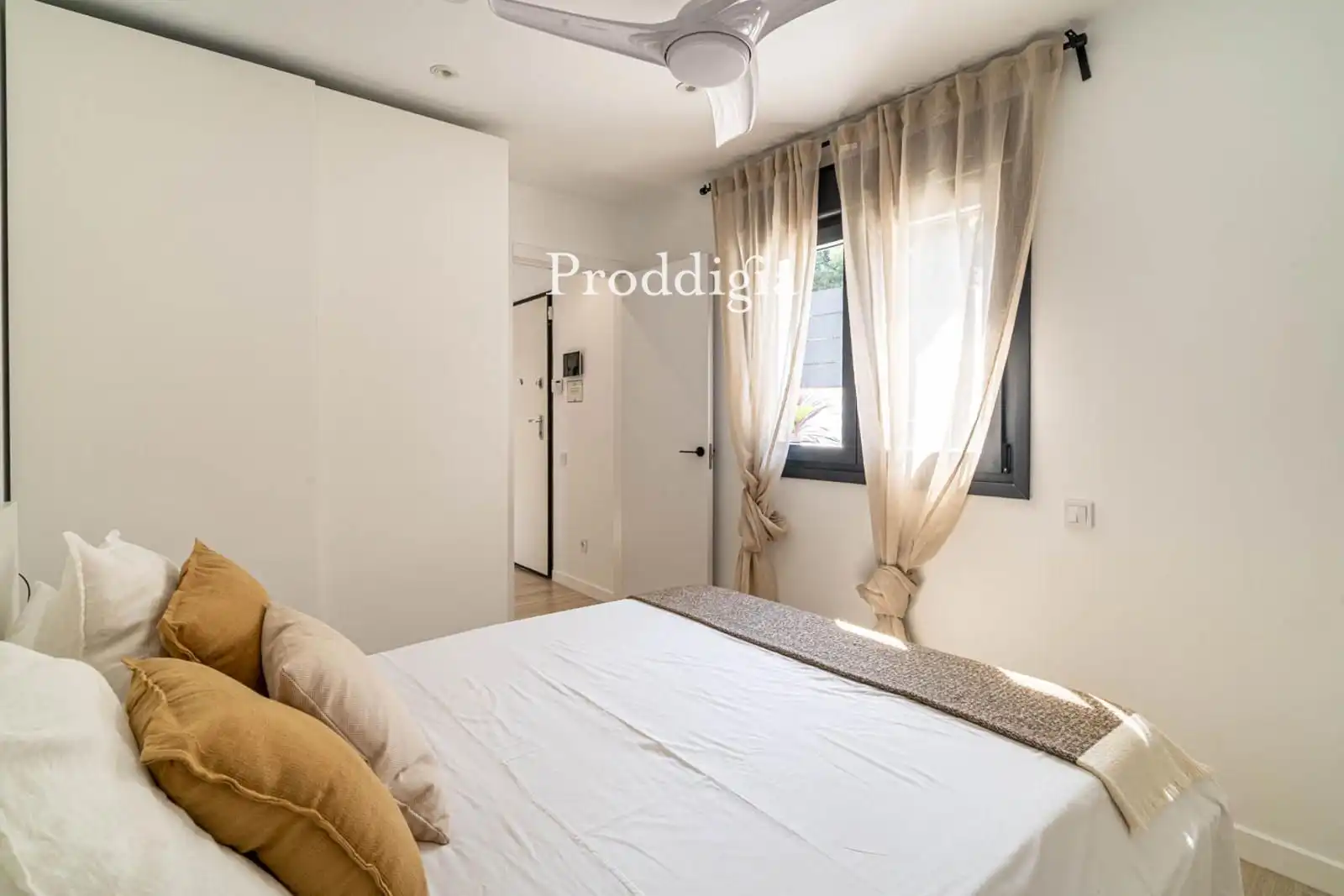 Bedroom of Houses for rent in Sant Cugat del Vallès  with Air Conditioner, Storage room and Swimming Pool