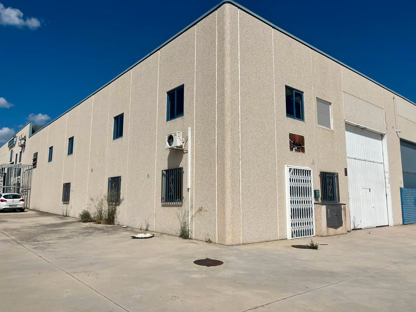 Nave industrial de alquiler en Carrer Sabaters, Valls