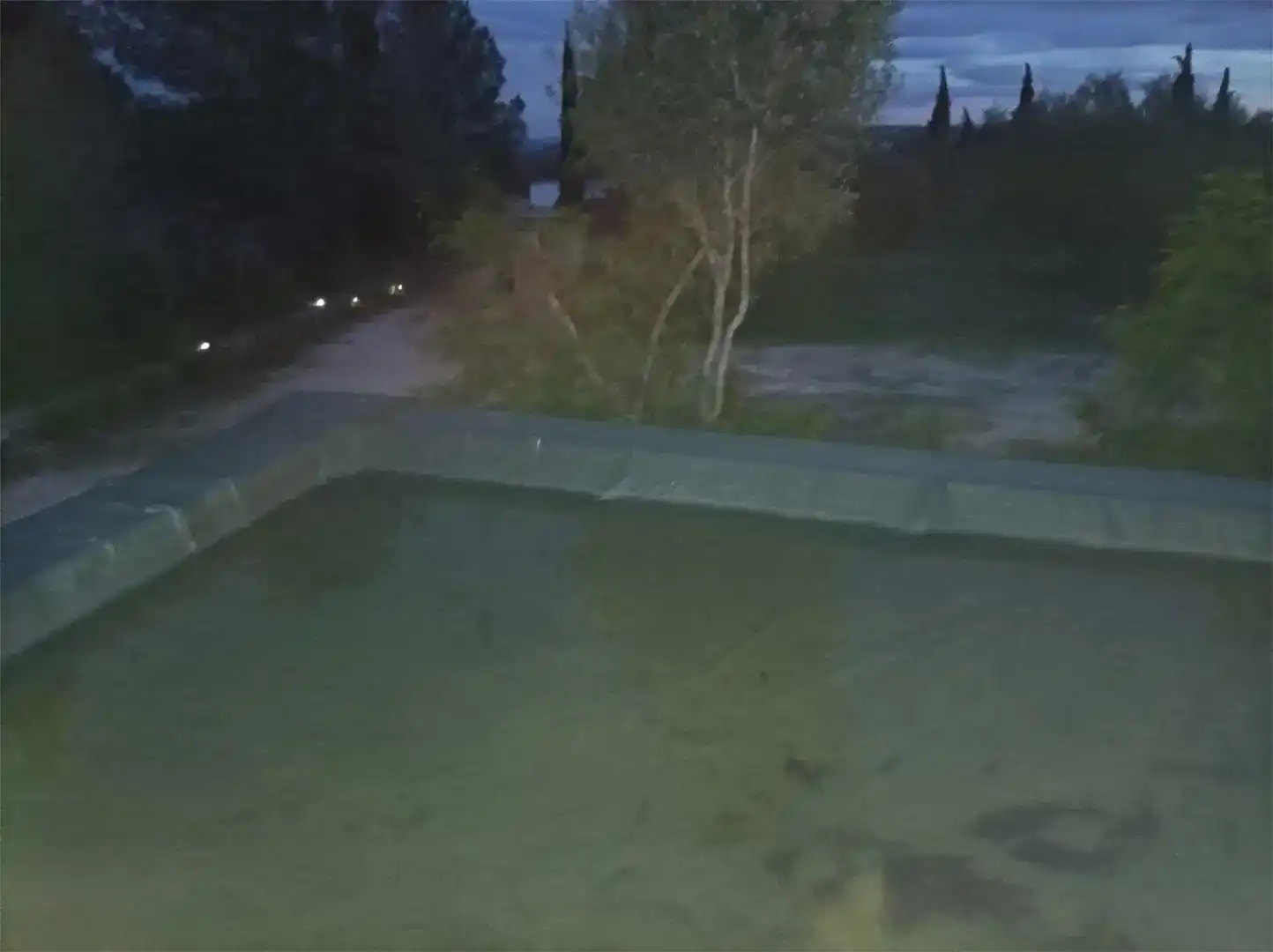 Piscina de Piso en venta en Chella con Jardín privado, Trastero y Piscina