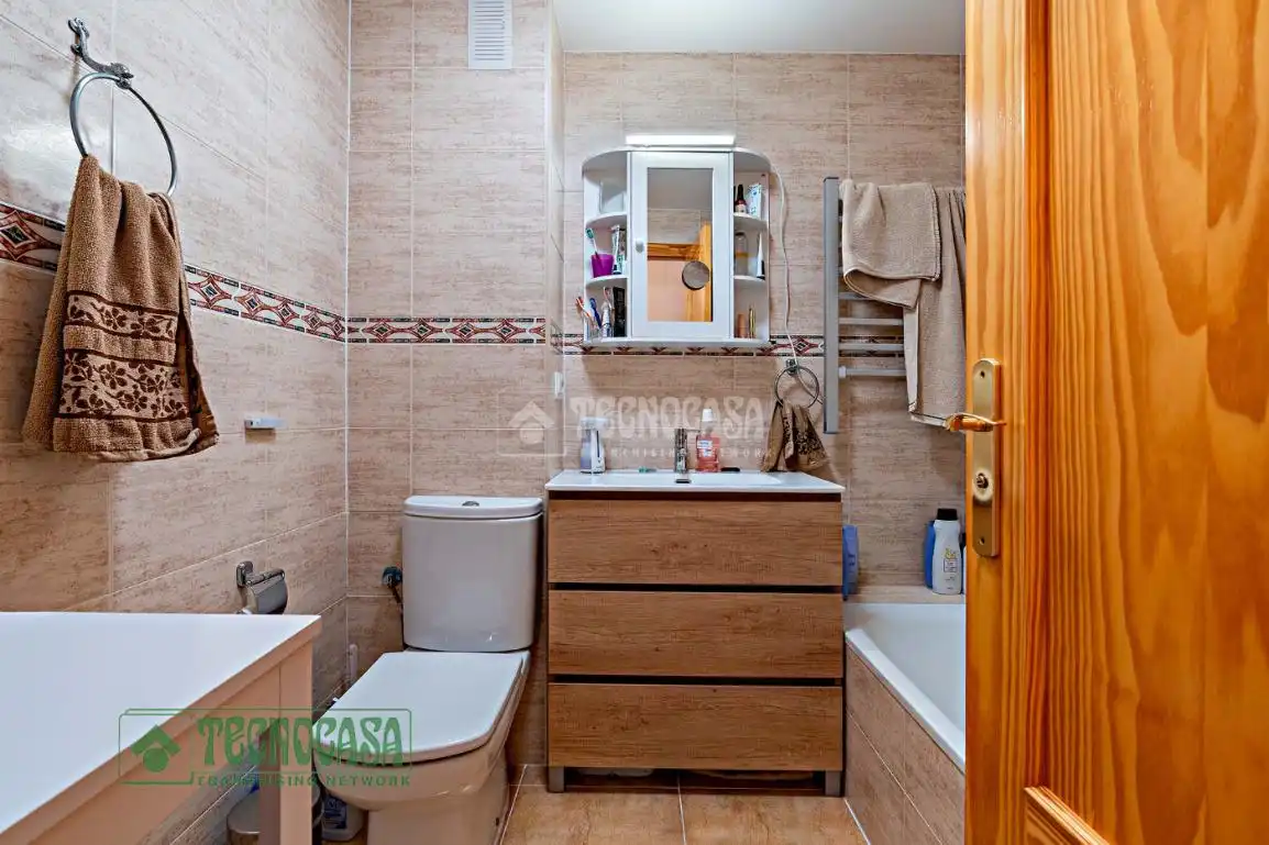 Wohnung mit Aufzug zum Verkauf in Roquetas de Mar ciudad, imagen 14