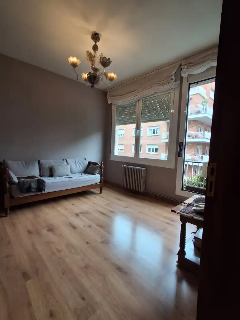 Wohnzimmer von Wohnung zum Verkauf in Barcelona mit Klimaanlage, Heizung und Parkett