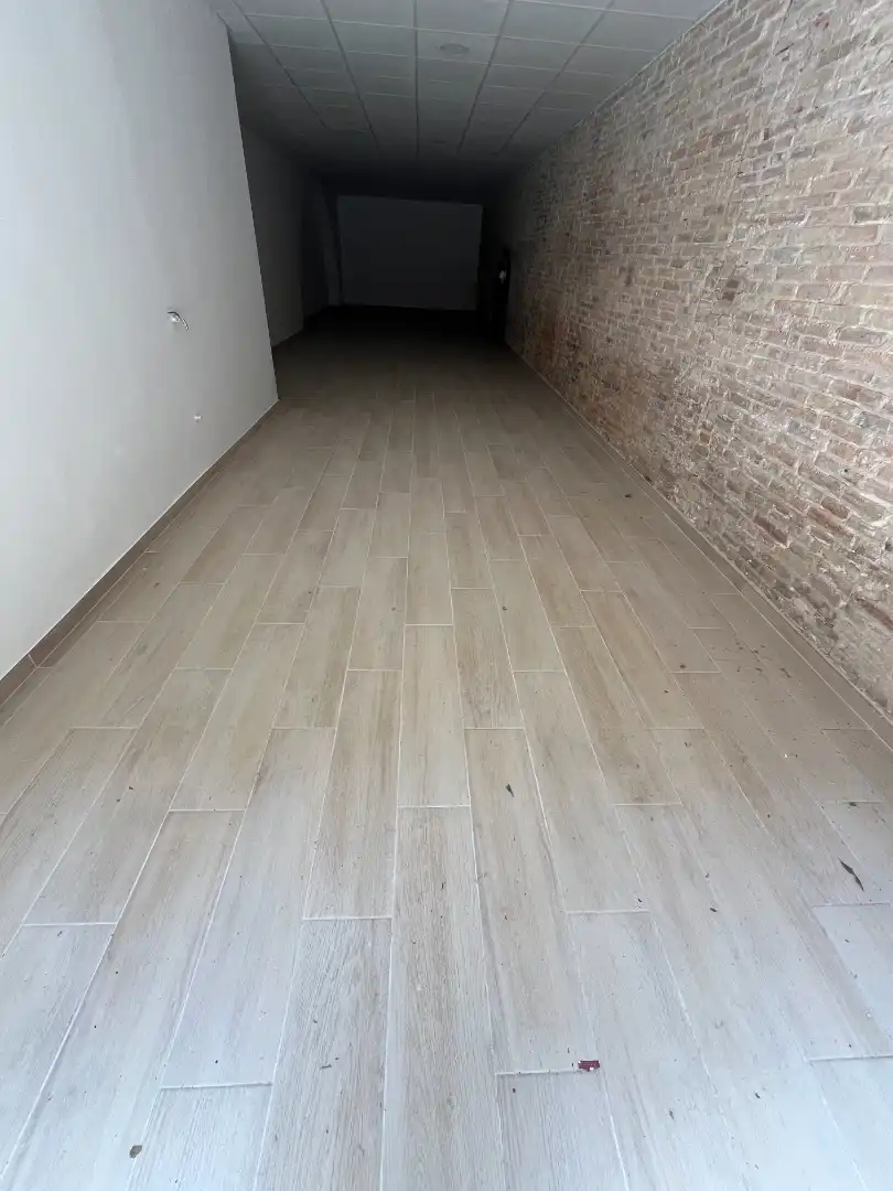 Business premises to rent in Carrer Figuerola, imagen 4