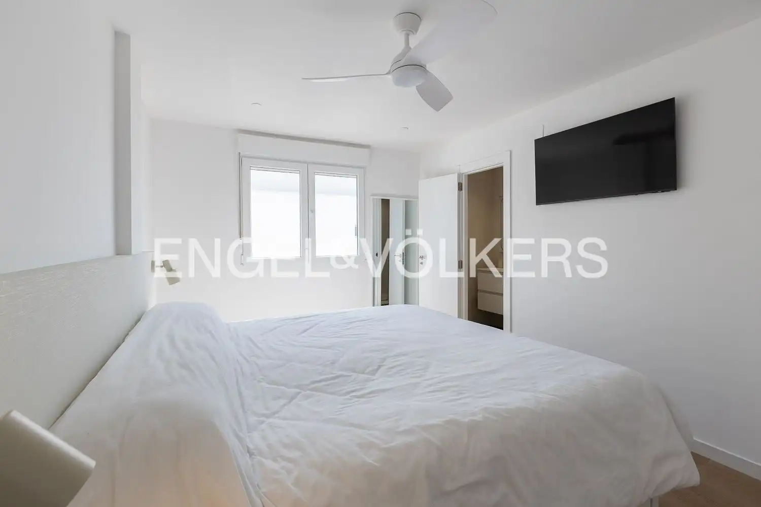 Bedroom of Attic for rent in El Puig de Santa Maria  with Air Conditioner, Heating and Terrace