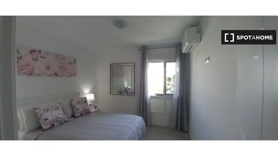 Room in Rodeo Alto - Guadaiza - La Campana