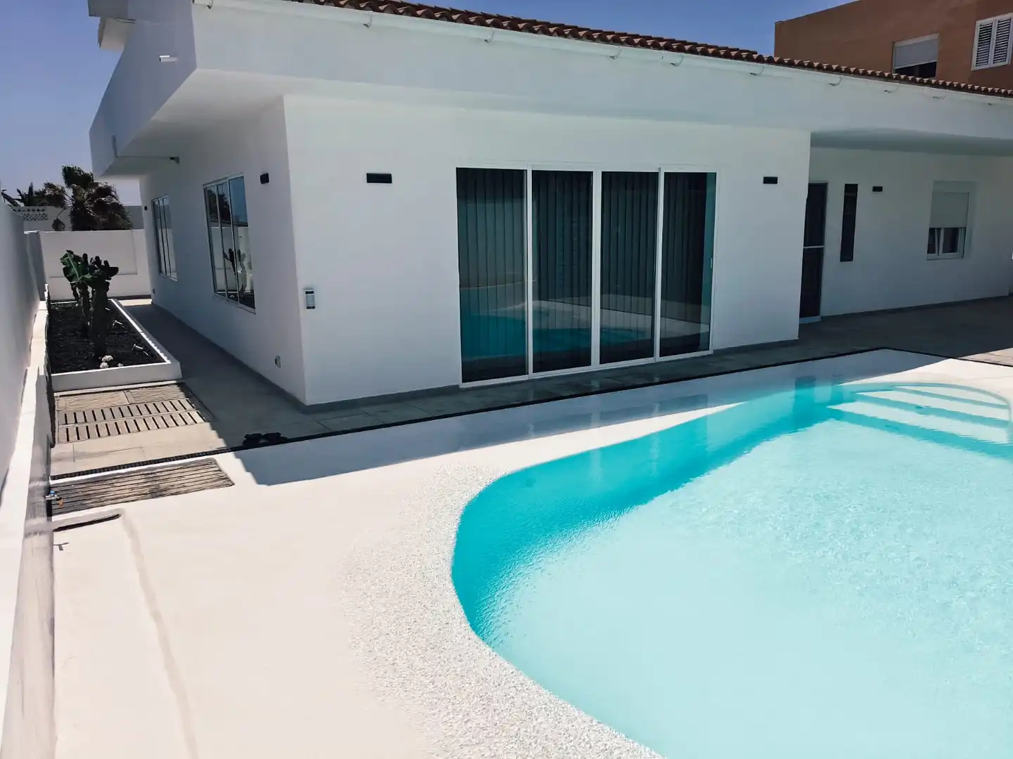 Piscina de Casa o xalet en venda en Telde amb Jardí privat, Terrassa i Traster