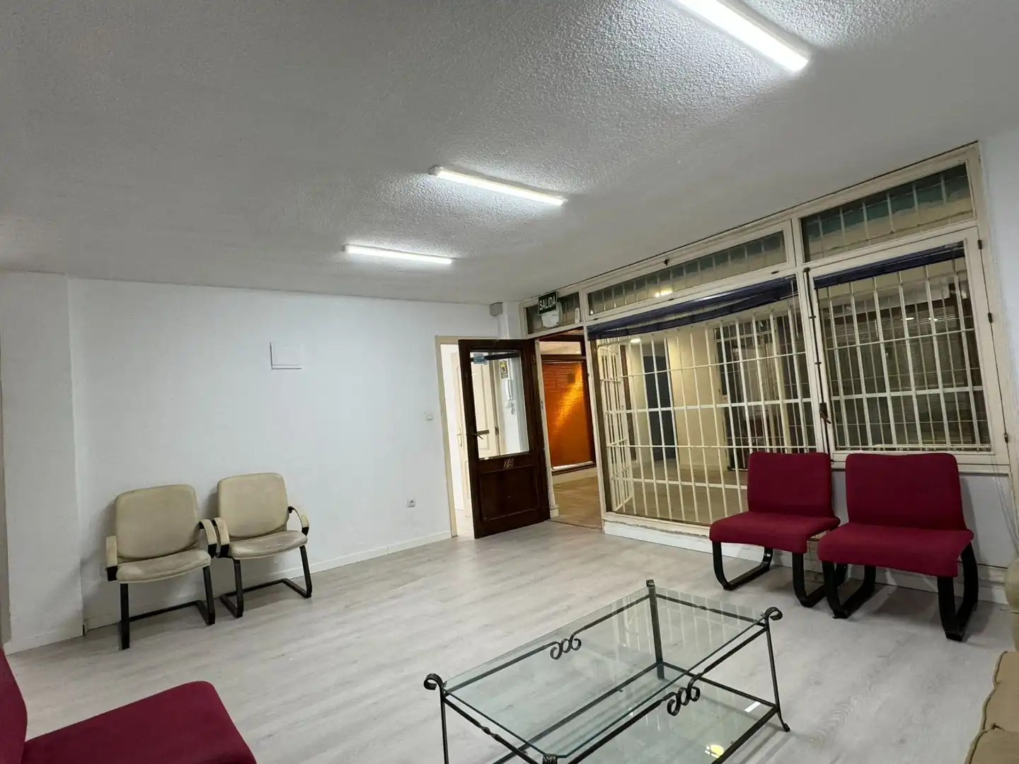 Bureau avec ascenseur à vendre à trinidad grund, imagen 32
