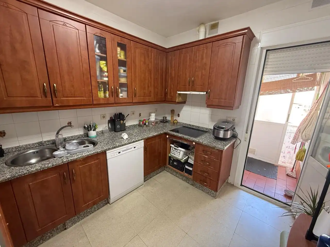 Küche von Wohnung zum Verkauf in Zafra mit Klimaanlage und Möbliert