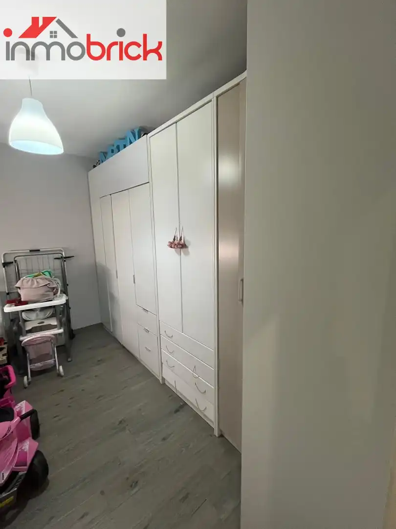 Habitación de Piso en venta en Lucena con Aire acondicionado