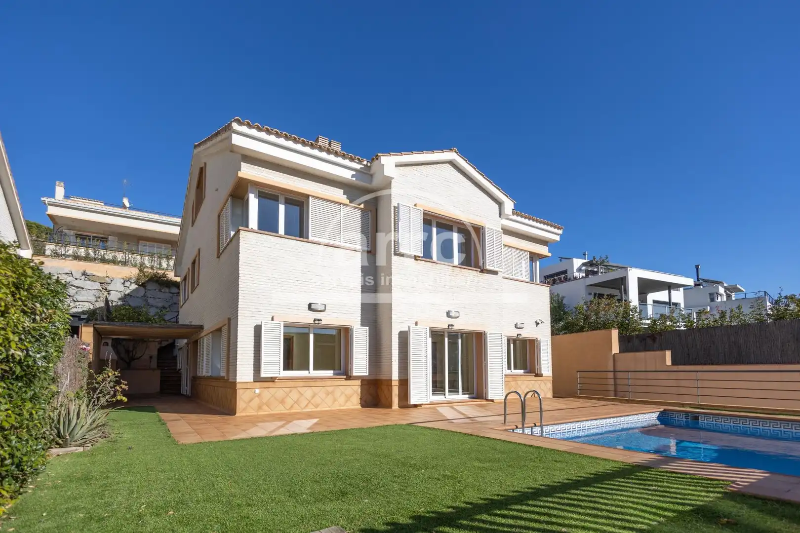 Vista exterior de Casa o chalet en venta en Vilassar de Dalt con Aire acondicionado, Jardín privado y Terraza