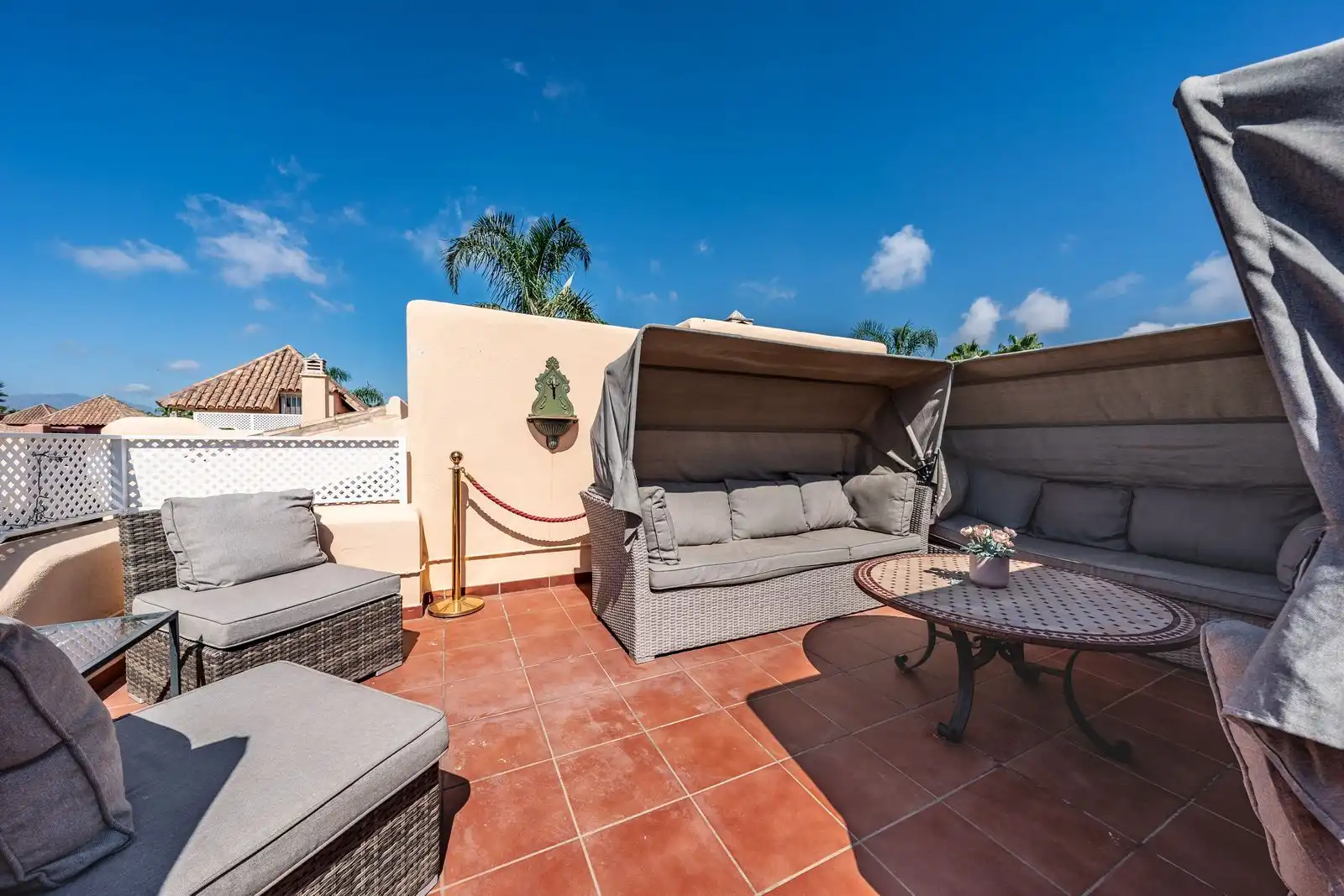 Terraza de Casa adosada en venta en Marbella con Aire acondicionado, Amueblado y Internet