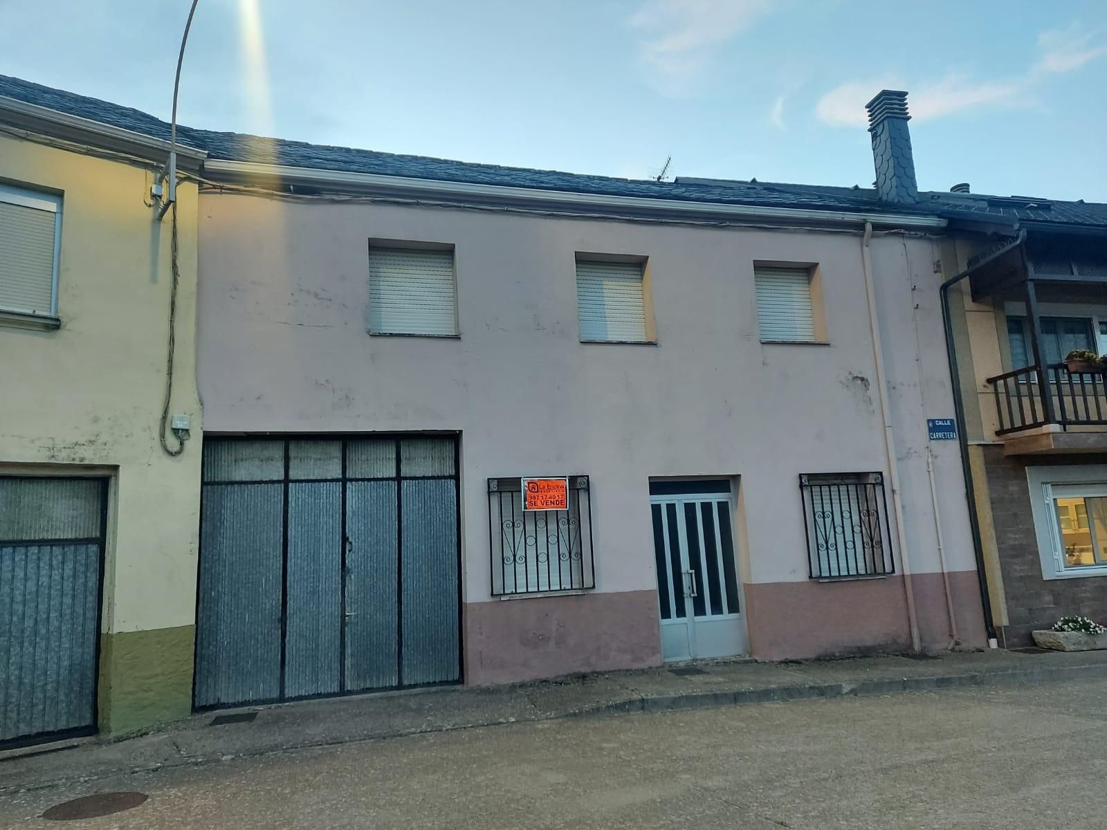 Vista exterior de Casa o xalet en venda en Villagatón