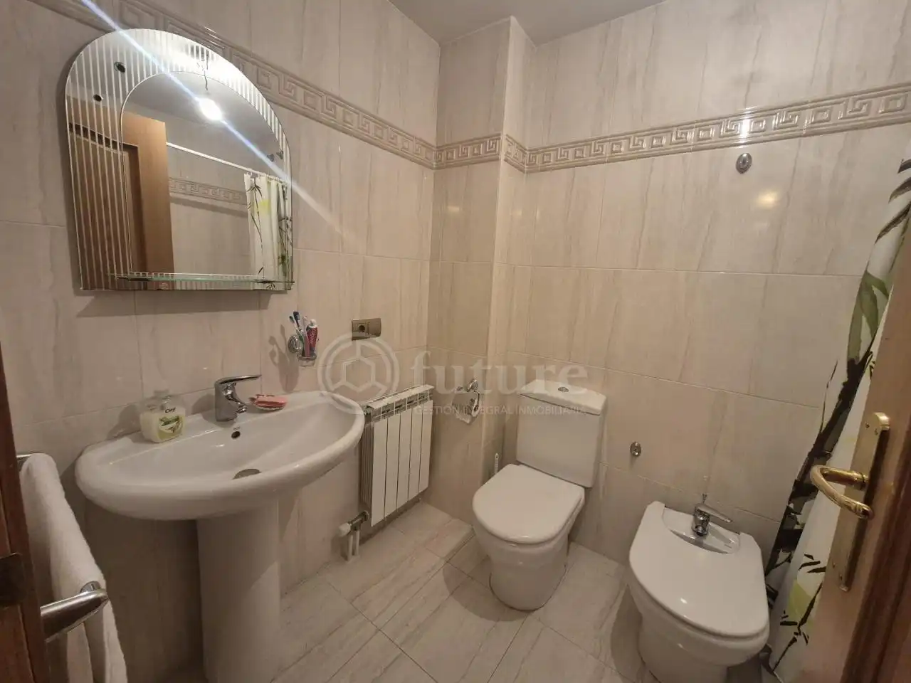 Baño de Piso en venta en Salamanca con Calefacción, Trastero y Amueblado