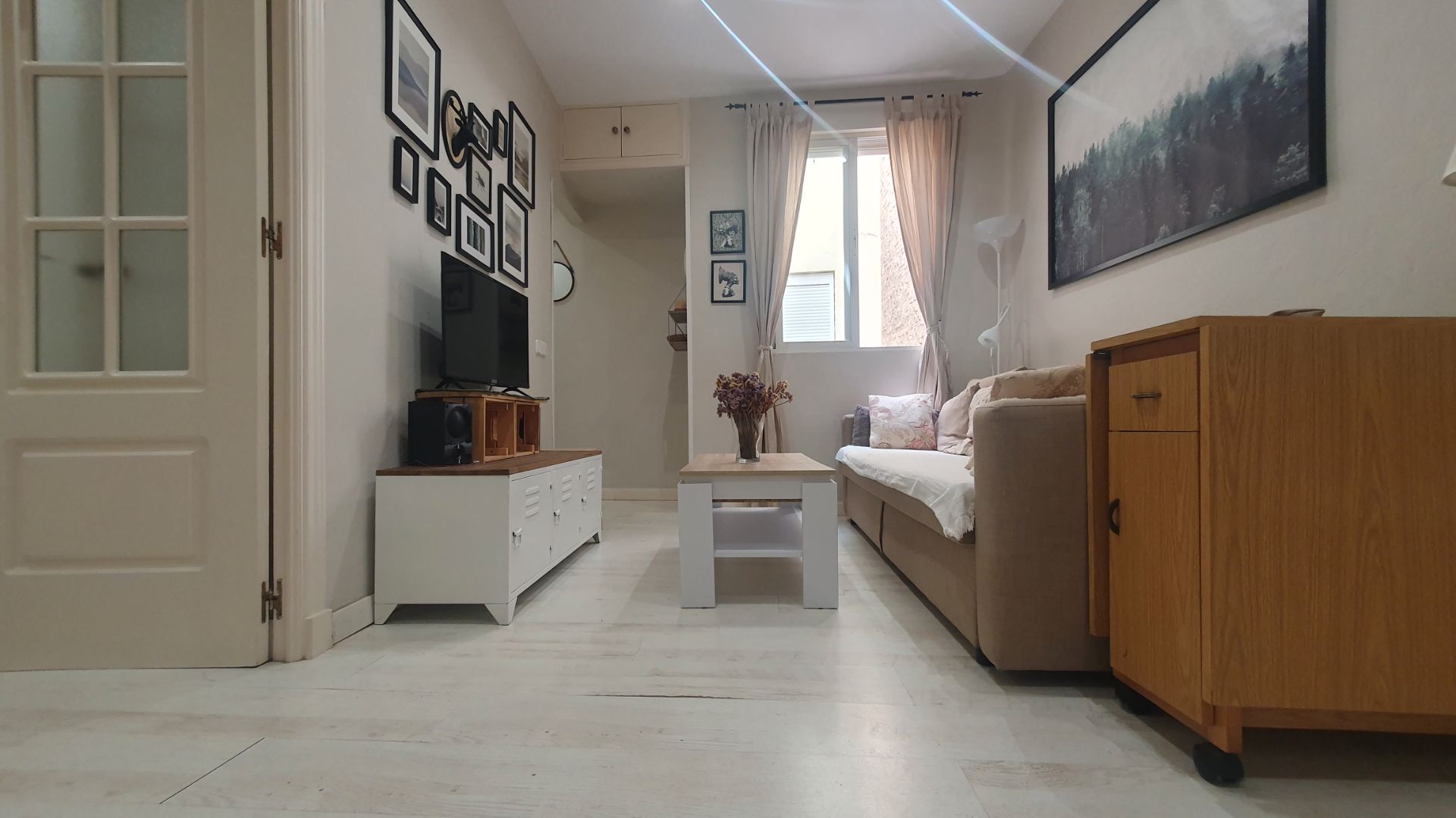 Living room of Apartment for sale in  Madrid Capital  with Heating, Furnished and Oven