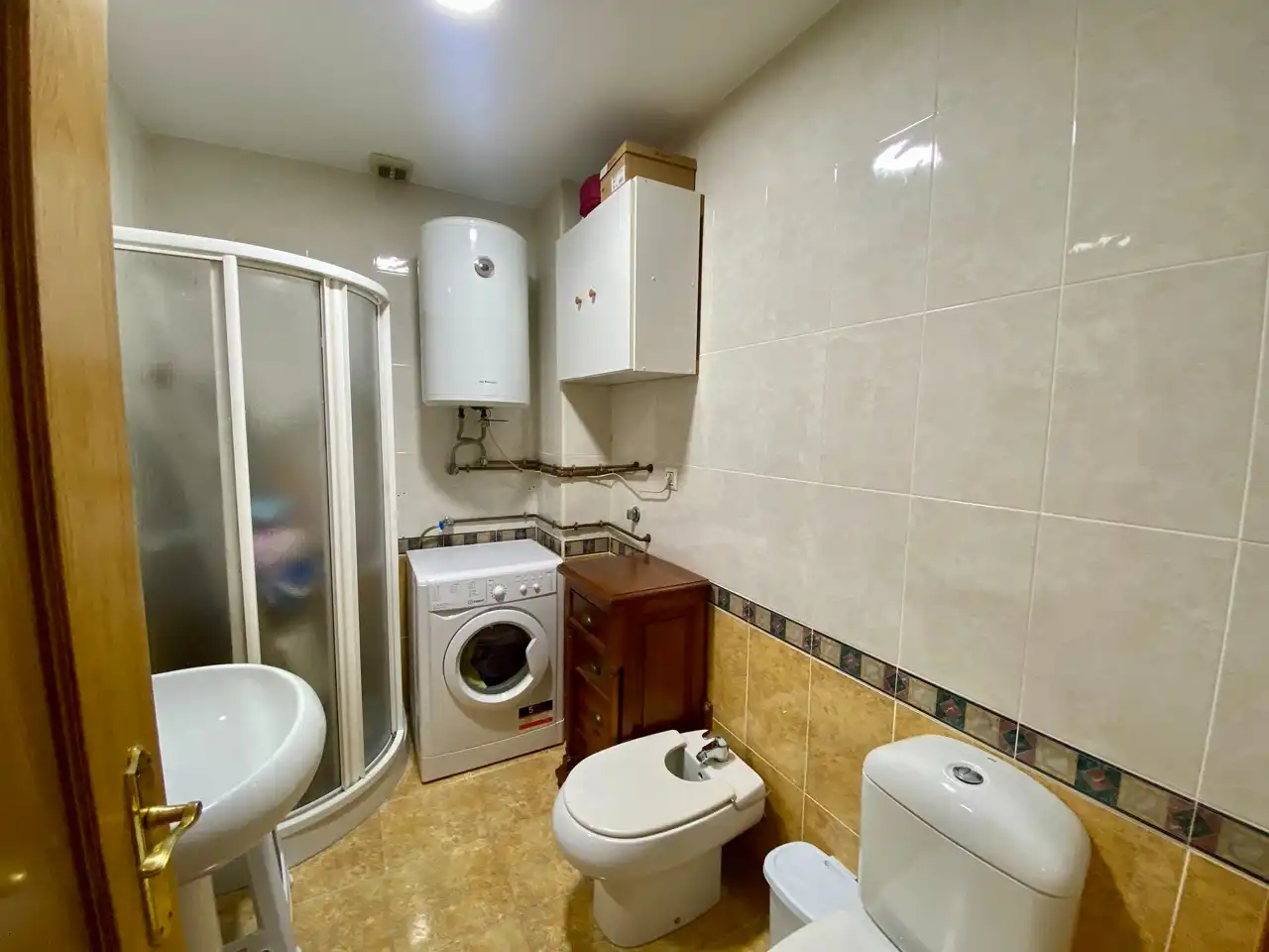 Baño de Estudio en venta en Ciudad Real con Aire acondicionado, Calefacción y Amueblado
