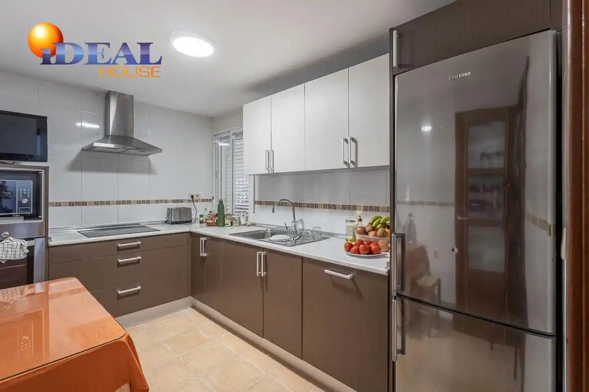 Flat with lift for sale in Barrio de la Vega, imagen 11
