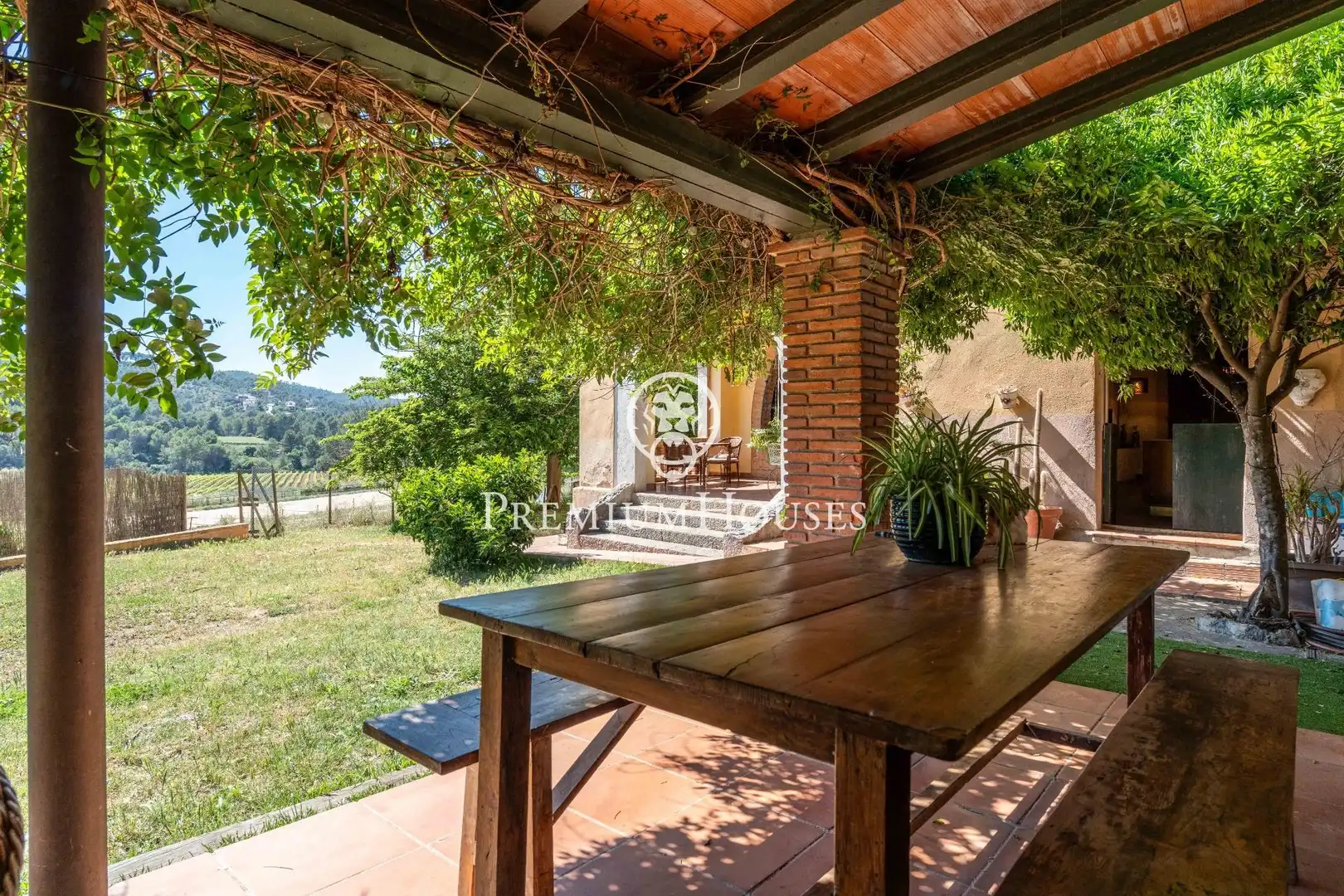 Terrassa de Finca rústica en venda en Sant Pere de Ribes amb Calefacció i Jardí privat