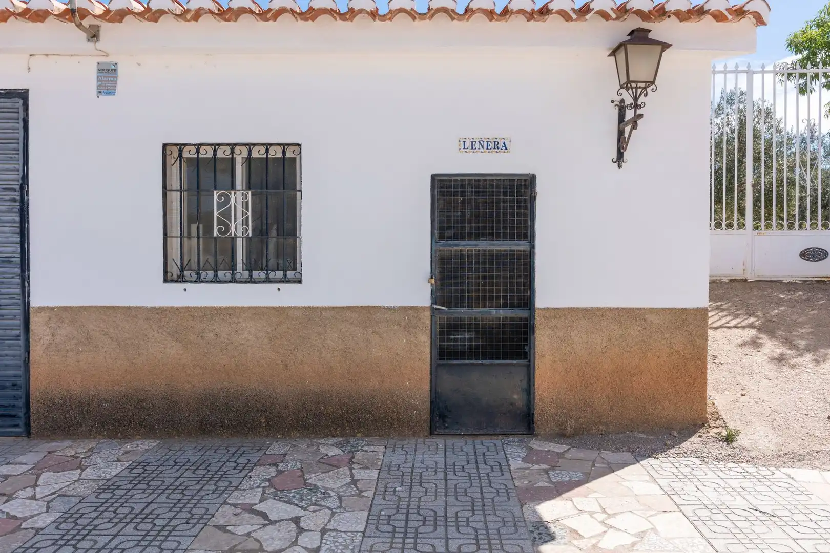 Vista exterior de Casa o chalet en venta en Guadix con Aire acondicionado, Calefacción y Jardín privado