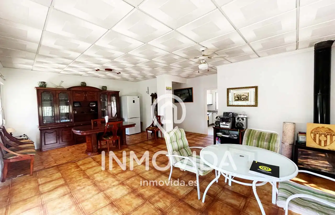 Exterior view of Houses for sale in Simat de la Valldigna  with Furnished