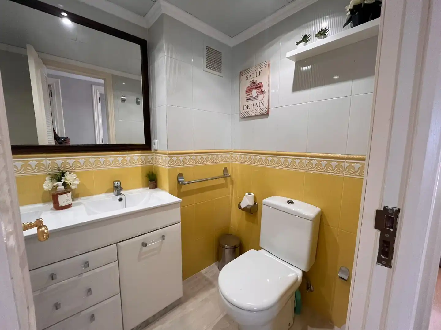 Piso en venta en CARLOS MACKINTOSCH, Playa Bajadilla - Puertos