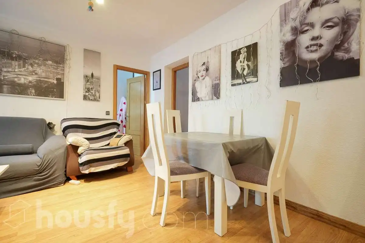 Sala de estar de Piso en venta en Madrid