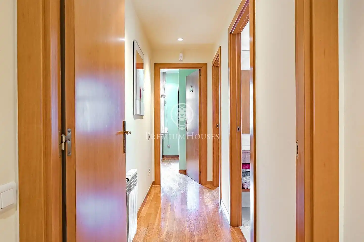 Flat for sale in Esplugues de Llobregat  with Air Conditioner, Heating and Private garden