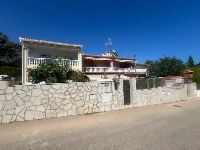 Reihenhaus mit Terrasse zum Verkauf in Carretera de ľ Estación 113, imagen 6