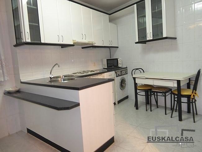 Kitchen of Flat for sale in Portugalete