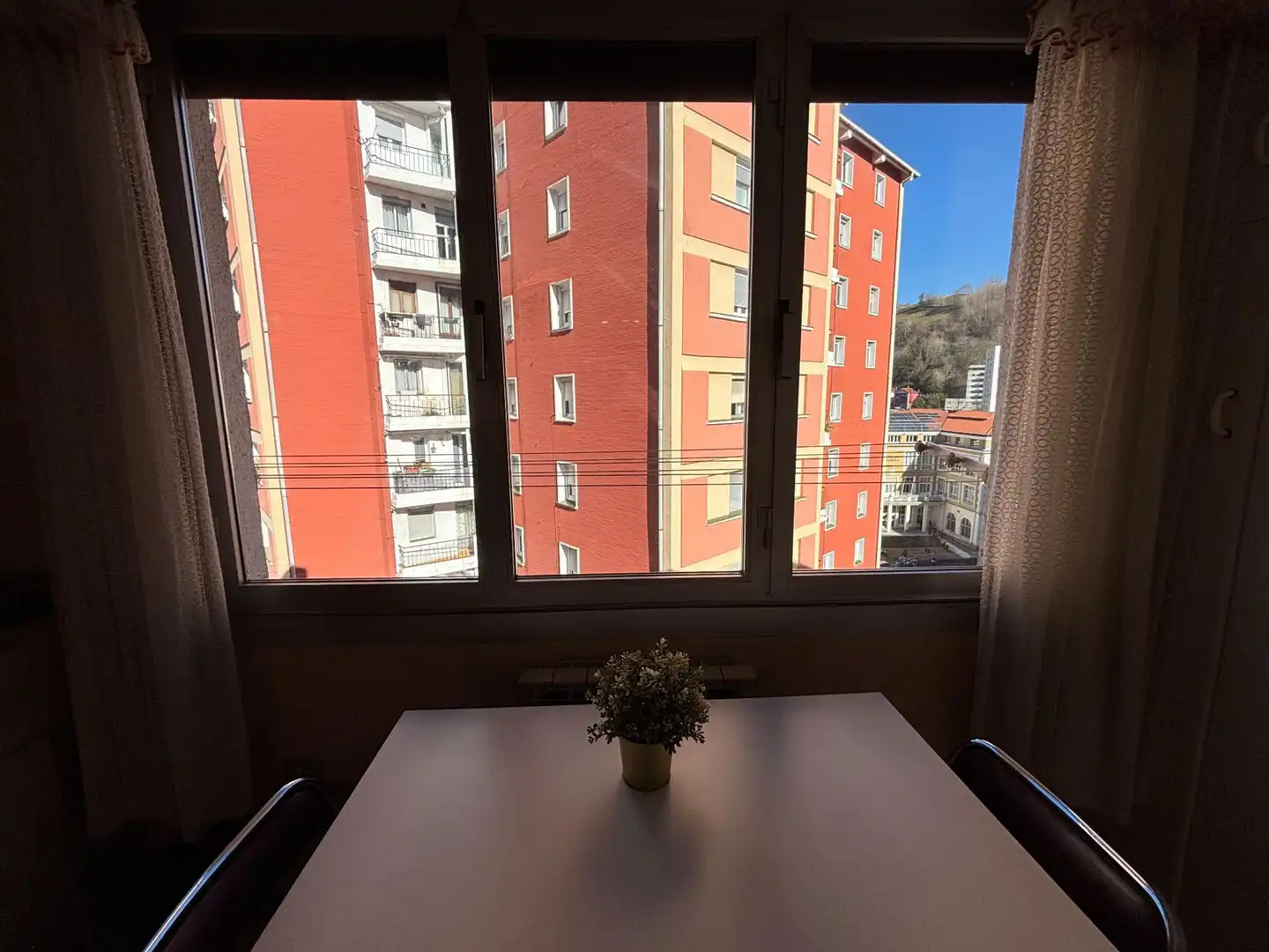 Habitación de Piso en venta en Eibar con Calefacción y Amueblado