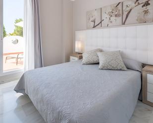 Bedroom of Single-family semi-detached for sale in Marbella  with Terrace, Swimming Pool and Furnished