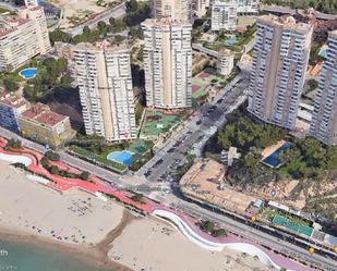 Vista exterior de Pis en venda en Benidorm amb Aire condicionat, Terrassa i Piscina