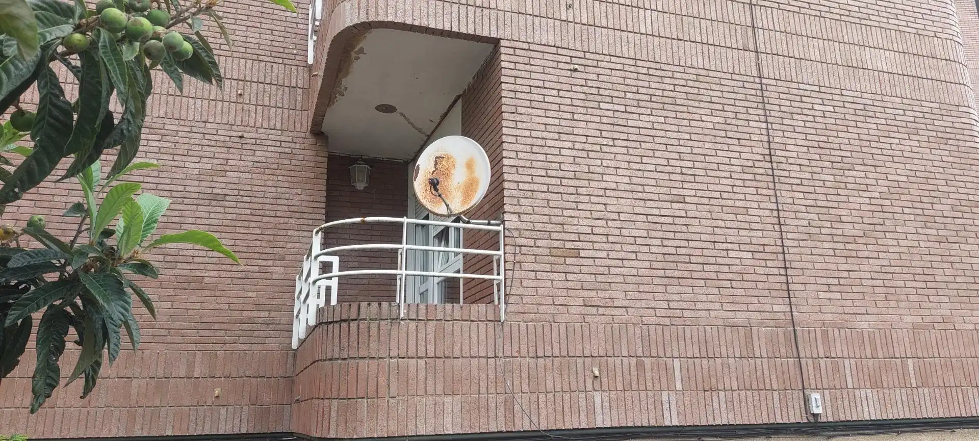 Vista exterior de Piso en venta en Torrelavega 