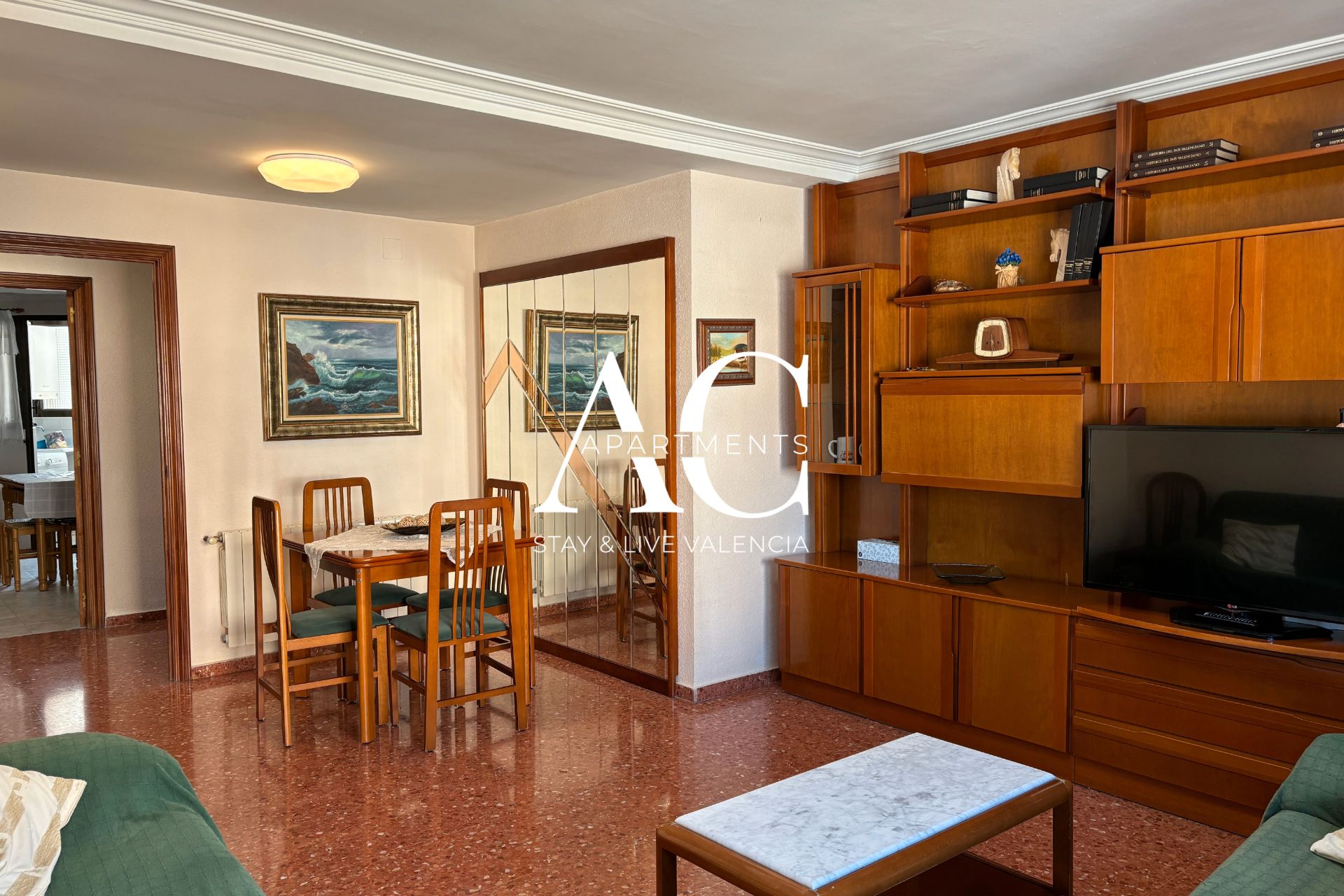 Sala d'estar de Apartament de lloguer en  Valencia Capital amb Calefacció, Moblat i Forn