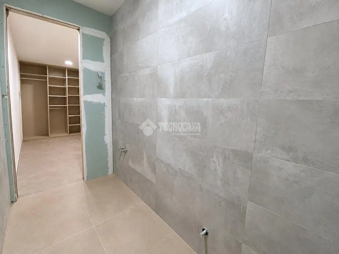 Baño de Piso en venta en San Fernando de Henares