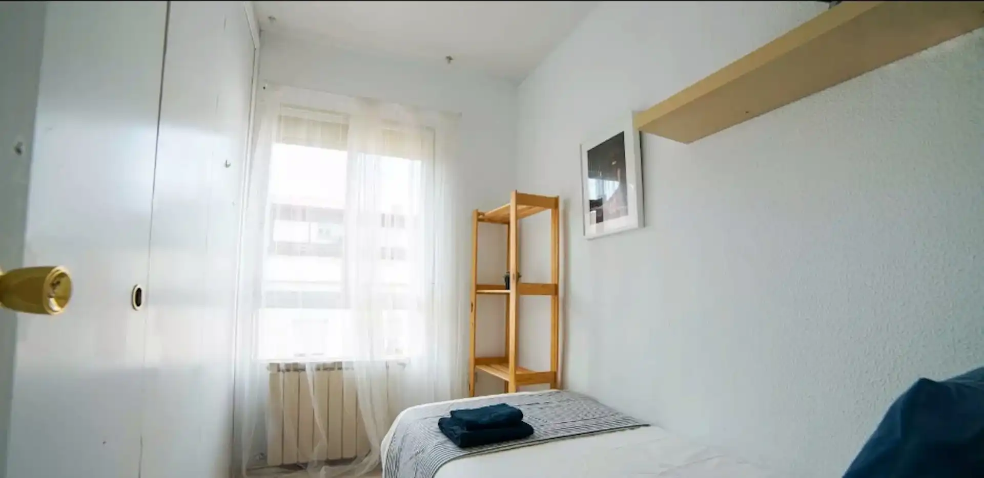 Habitación de Piso de alquiler en Madrid con Calefacción, Amueblado y Lavadora