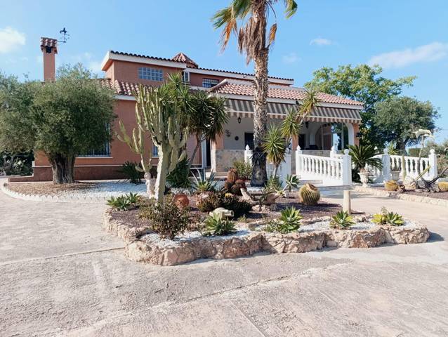 Casa-chalet en Venta en Peña de las Águilas