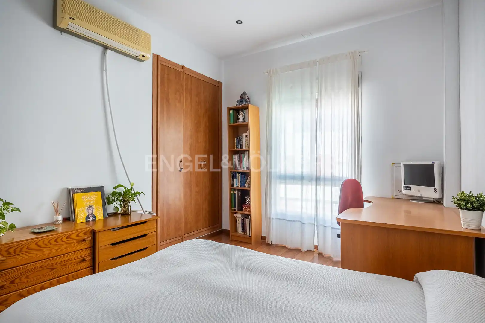 Bedroom of Houses for sale in Sevilla  with Air Conditioner, Heating and Storage room