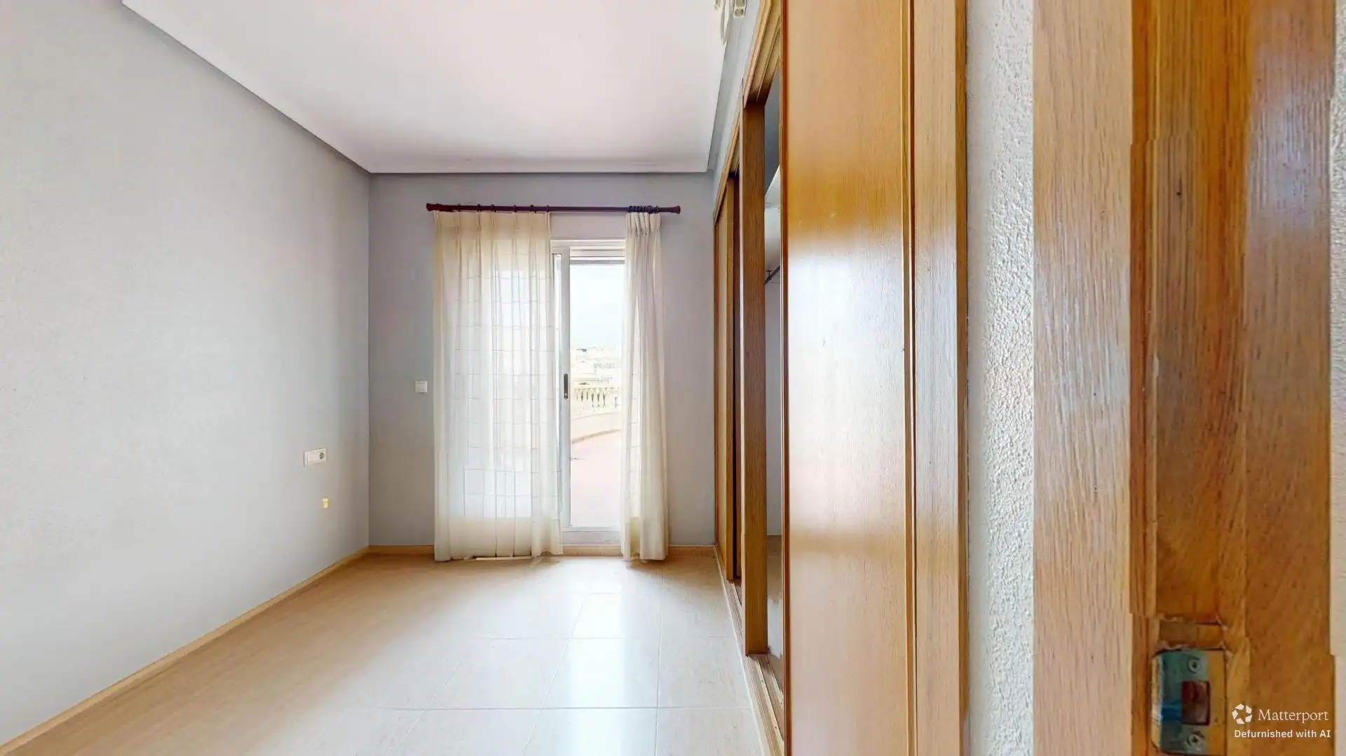 Casa adosada en venta en Monforte del Cid con Jardín privado