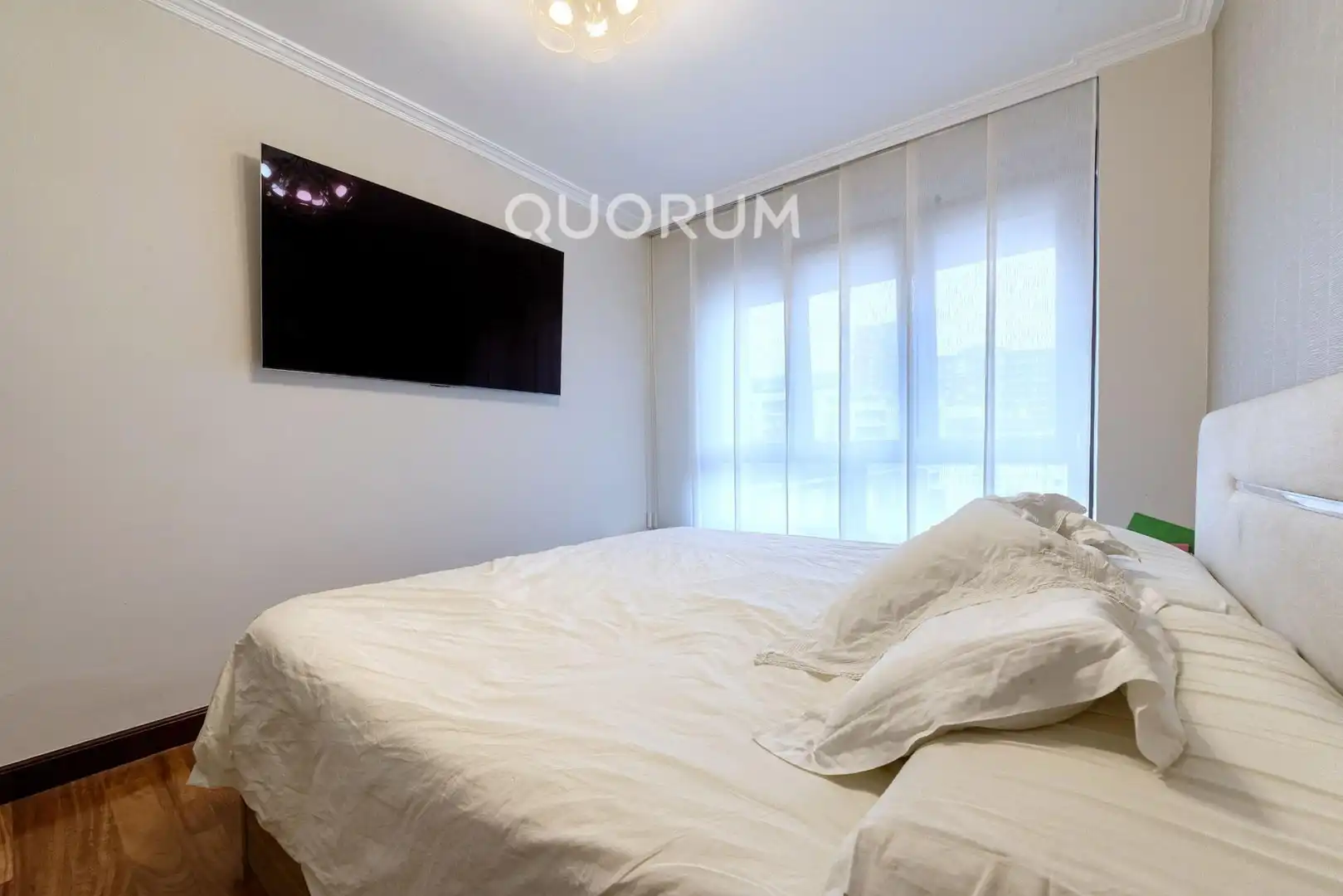Habitación de Piso en venta en Basauri  con Calefacción, Terraza y Balcón