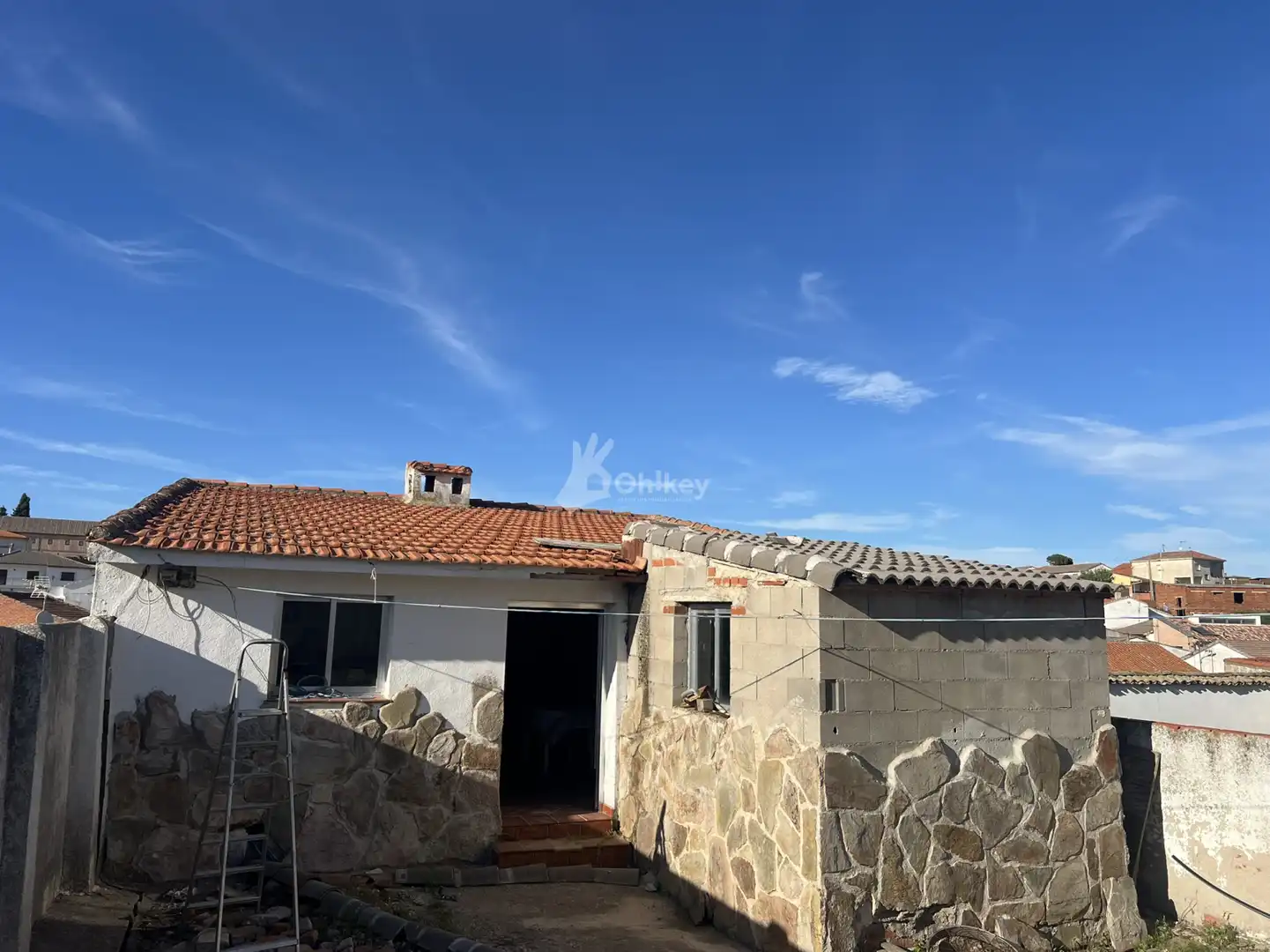 Vista exterior de Casa o chalet en venta en La Torre de Esteban Hambrán