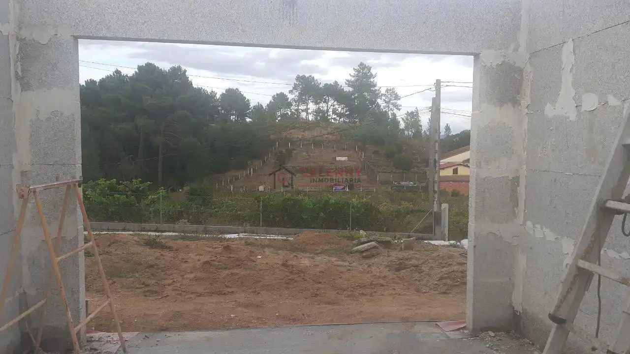 Houses for sale in Toén  with Heating, Private garden and Parquet flooring