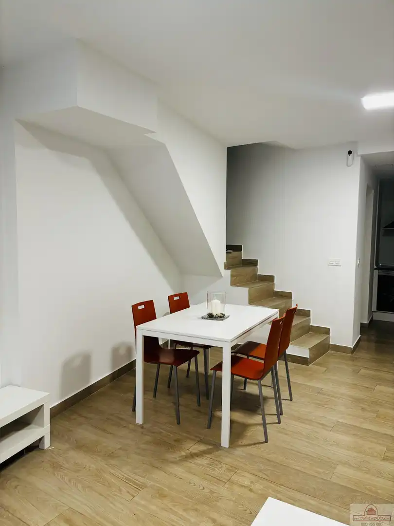 Apartamento en venta en C/Los Naranjos, Centro Urbano