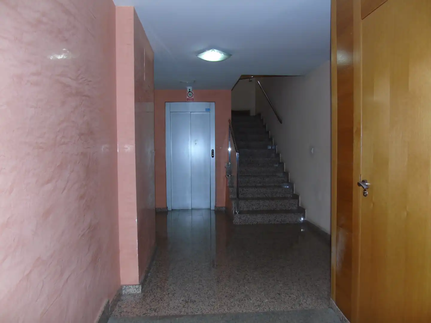 Flat for sale in Ceutí  with Air Conditioner, Heating and Storage room