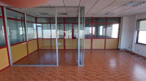 Foto 4 von Fabrikhallen zur Miete in Sudeste Industrial, Fuenlabrada