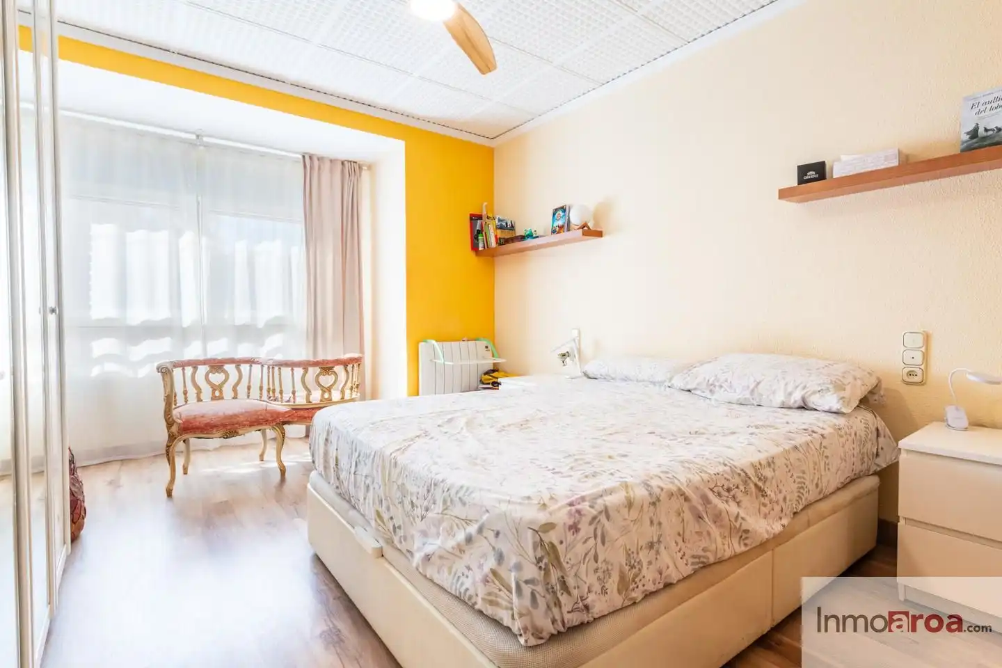 Habitación de Piso en venta en L'Eliana con Calefacción y Balcón