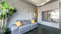 Living room of Flat for sale in  Barcelona Capital  with Air Conditioner, Heating and Terrace