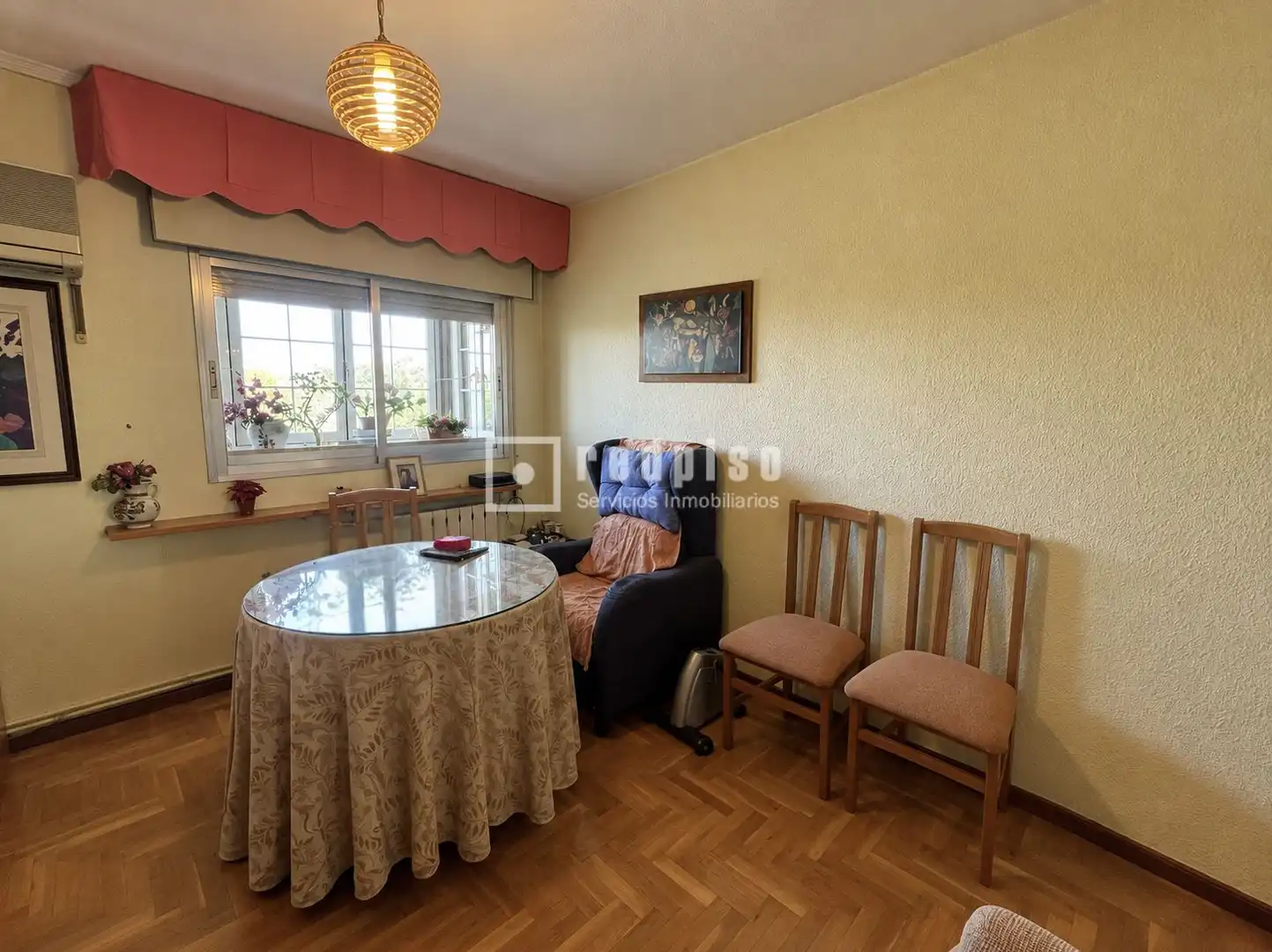 Sala d'estar de Pis en venda en Usera