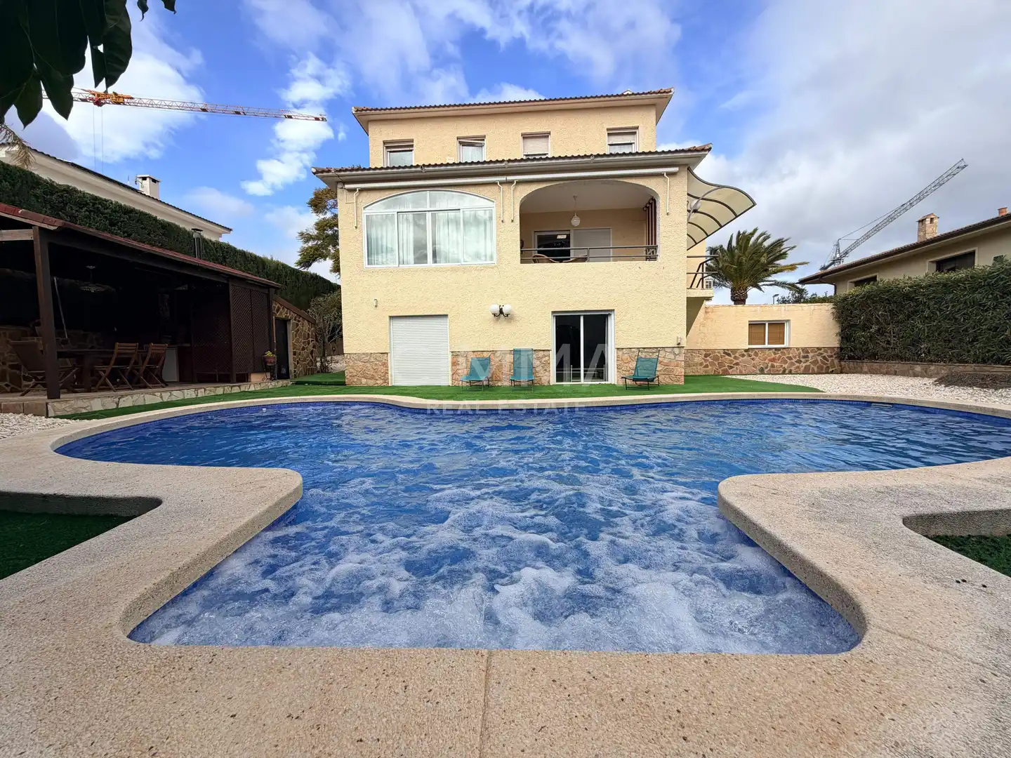 Piscina de Casa o chalet en venta en Benidorm