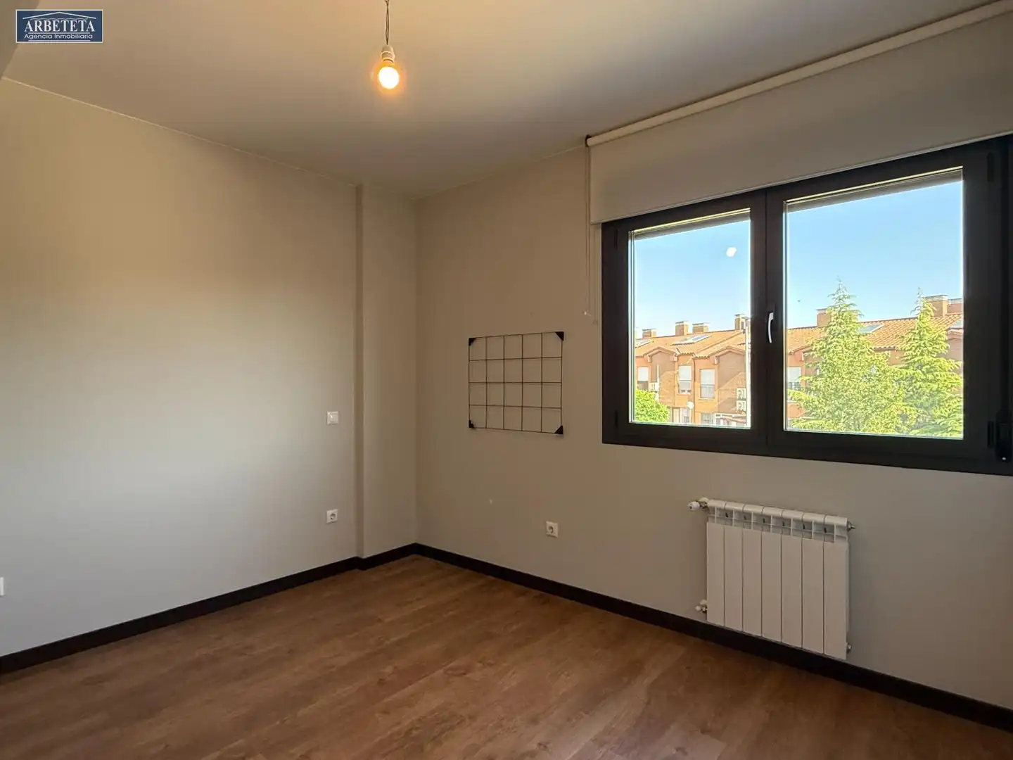 Casa adosada en venta en Urb. Belvalle